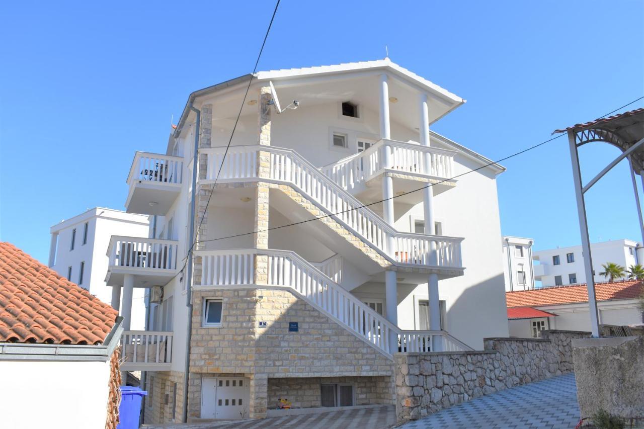 Apartments Janja Муртер Екстериор снимка