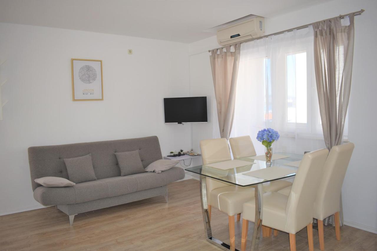 Apartments Janja Муртер Екстериор снимка