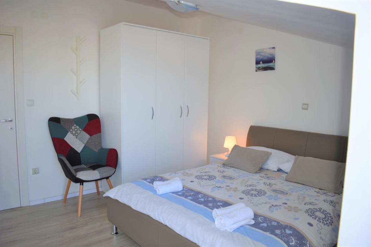 Apartments Janja Муртер Екстериор снимка